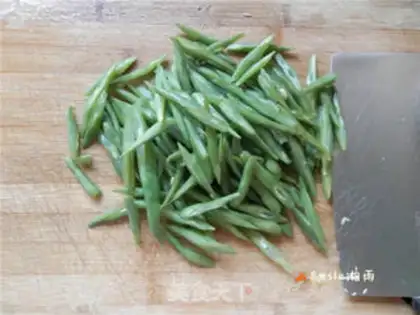 Make Tomato meat and four season beans step 4