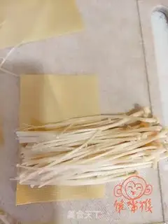 Make Pelican pins step 1