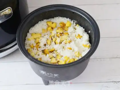 Make Chicken chestnut rice step 16