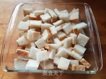 Make Bread pudding step 1