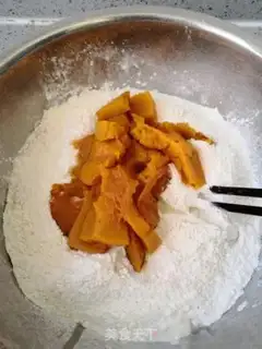 Make Flag buns step 3