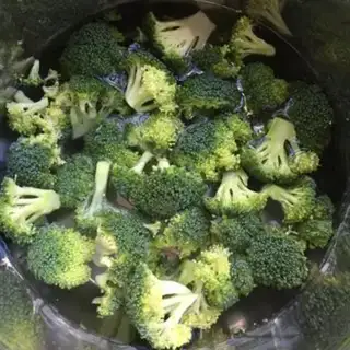 Make Shrimp broccoli step 0