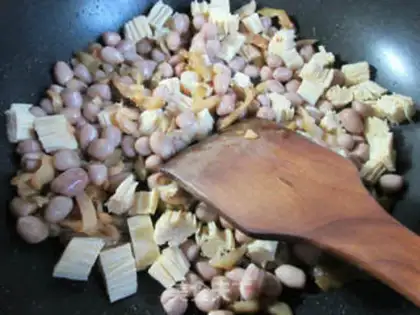 Make Squeeze and make peanuts step 2