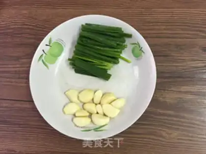 Make Pickles and eggs step 1