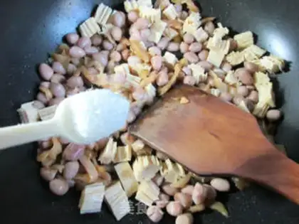Make Squeeze and make peanuts step 4