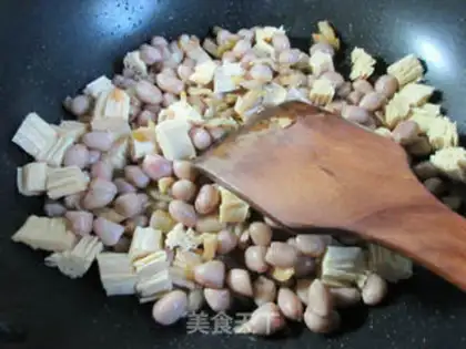 Make Squeeze and make peanuts step 5