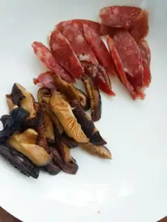 Make Weenie mushroom rice step 0