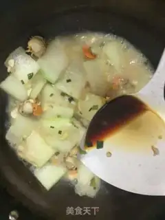 Make Scalloped meat for a melon step 7