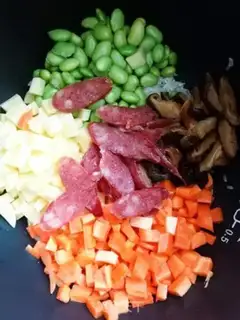 Make Weenie mushroom rice step 6