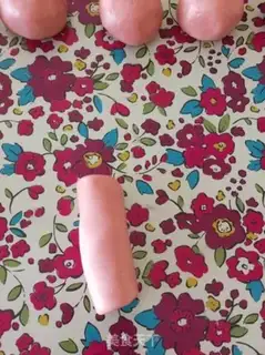 Make Homemade rosecakes step 17