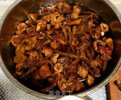 Make Pine fungus mushrooms, oscillating oscillations step 6