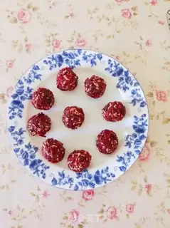 Make Homemade rosecakes step 23