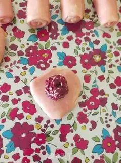 Make Homemade rosecakes step 24