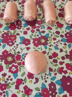 Make Homemade rosecakes step 25