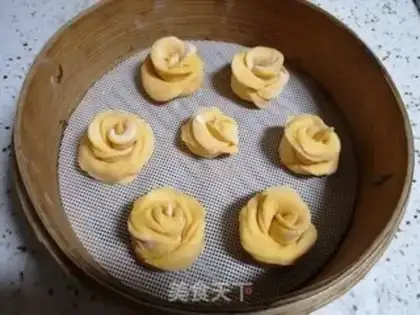 Make Pumpkin rose buns step 10