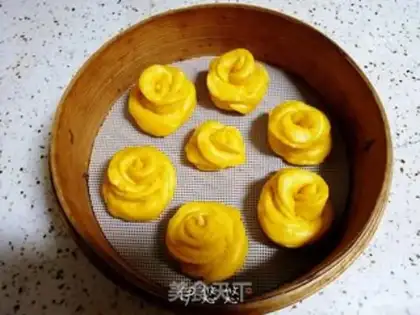 Make Pumpkin rose buns step 11