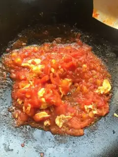 Make Tomato egg noodles step 6