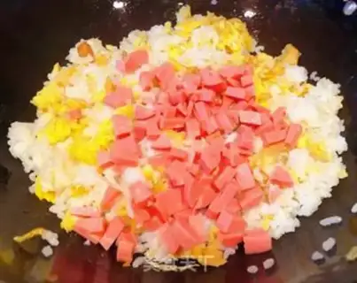 Make Pepper sausage and egg fried rice step 6
