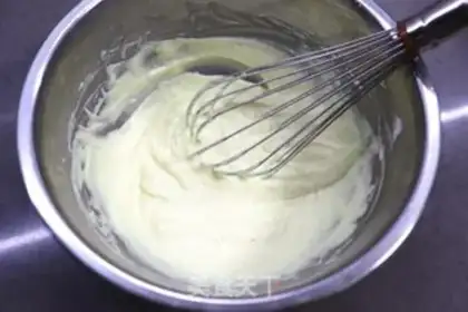 Make Cake with light cream step 4