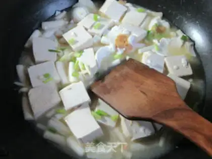 Make Pork eggs, sea mushrooms, tofu step 7
