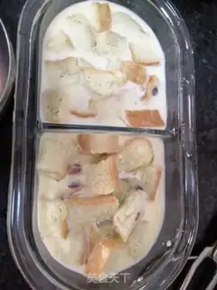 Make Apple sauce and toast pudding step 4