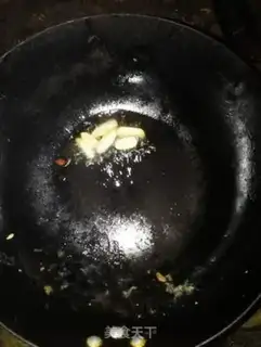 Make Gold fried buns step 1