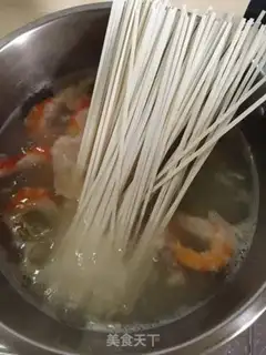 Make Shrimp noodles step 7
