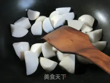 Make Fish tofu burn radish step 2