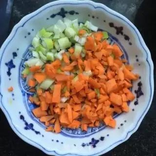 Make Curry shrimp fried rice step 2