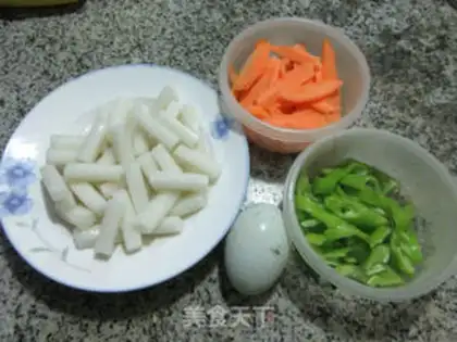 Make Pyramid duck egg carrots step 0
