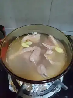 Make Red mushroom pigeon soup step 4