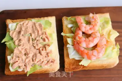 Make Shrimp salmon sandwich step 4