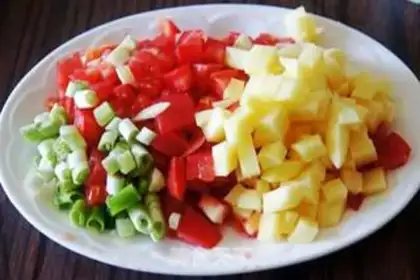 Make Vegetable oak soup step 1