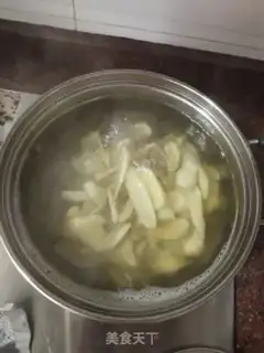 Make Pig-foot ginger step 1