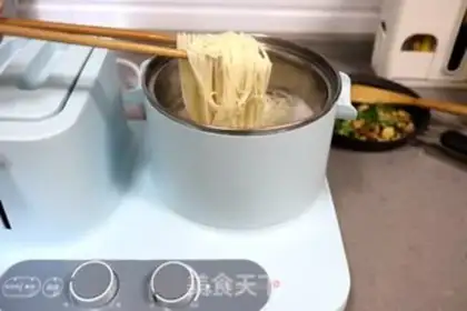 Make Porridge noodles step 5