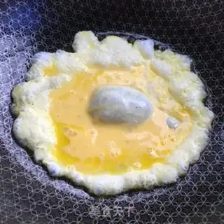 Make Spinach egg fried rice step 3
