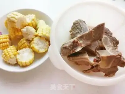 Make Corn oxbone soup step 1