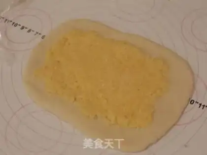 Make Coconut braids, little toast step 7