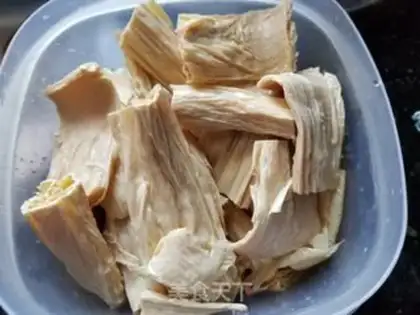 Make A chicken with mushrooms step 0