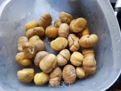 Make A chicken with mushrooms step 4