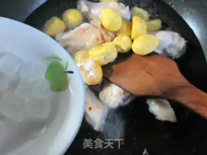 Make Chestnut fried chicken wings step 6