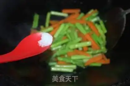 Make Carrot and stork step 4