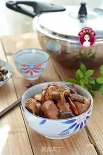 Make A pot of mushrooms step 10