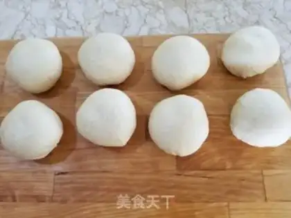 Make Almond sauce bread step 7