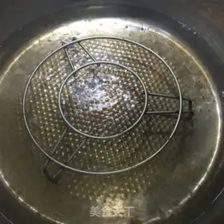 Make Tasty garlic fan shrimp step 6