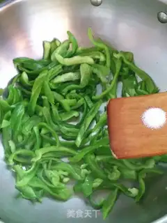 Make Eggs and peppers step 3