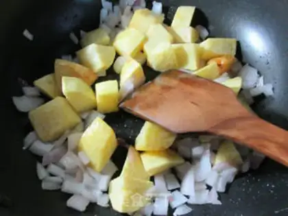 Make Onion potatoes step 6
