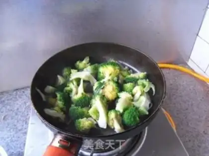 Make Fresh broccoli step 6