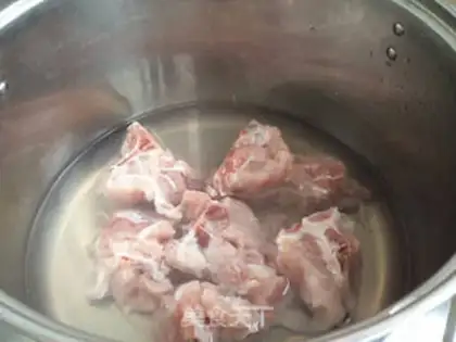Make Pumpkin corn chop soup step 0