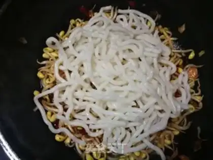 Make Soybean sprouts and potatoes step 7